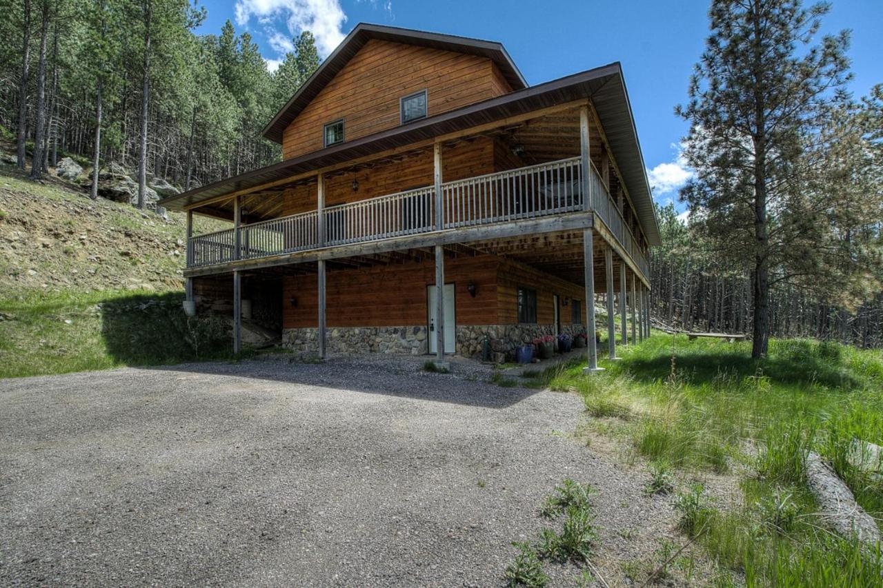 Eagle Pine Lodge 卡斯特 外观 照片