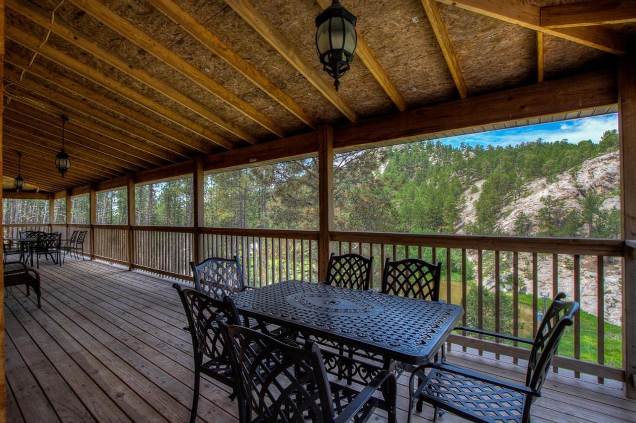 Eagle Pine Lodge 卡斯特 外观 照片