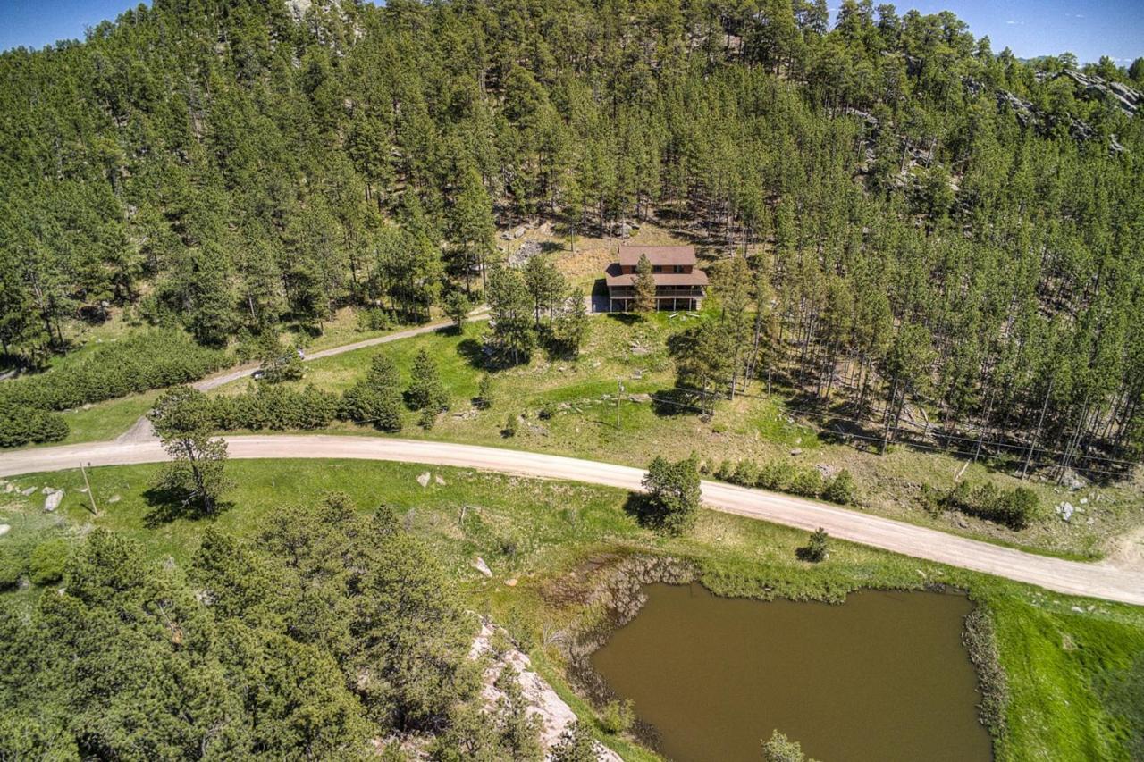 Eagle Pine Lodge 卡斯特 外观 照片